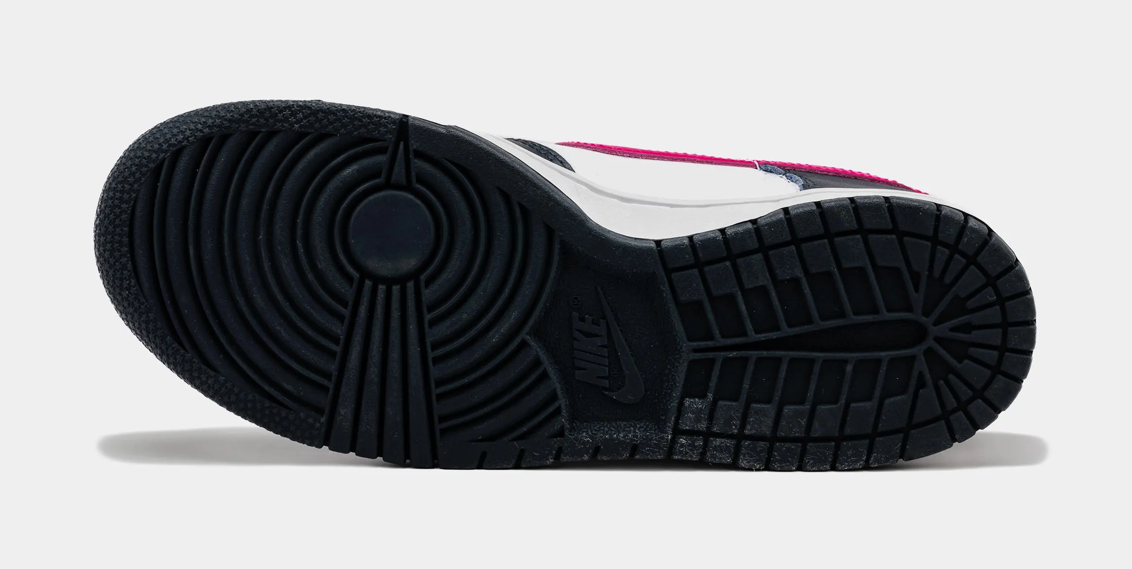 Dunk Low Dark Obsidian Fierce Pink Grade School Lifestyle Shoes (Dark Obsidian/Fierce Pink)