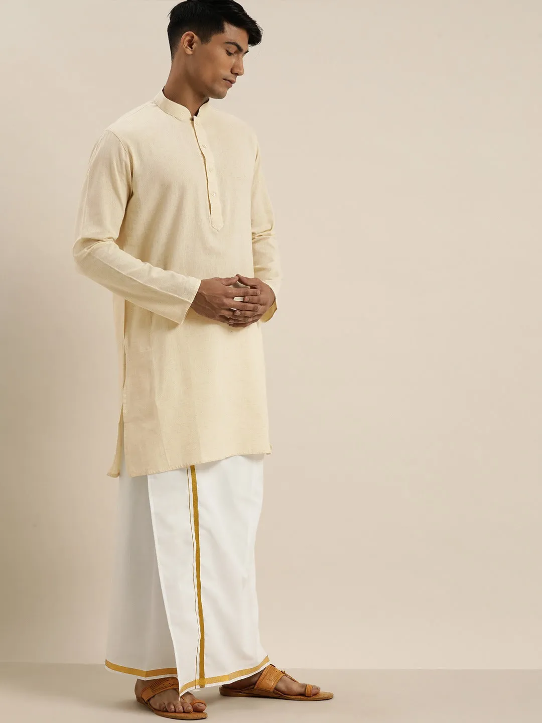 Jashvi Men Cream Pure Cotton Kurta with Mundu