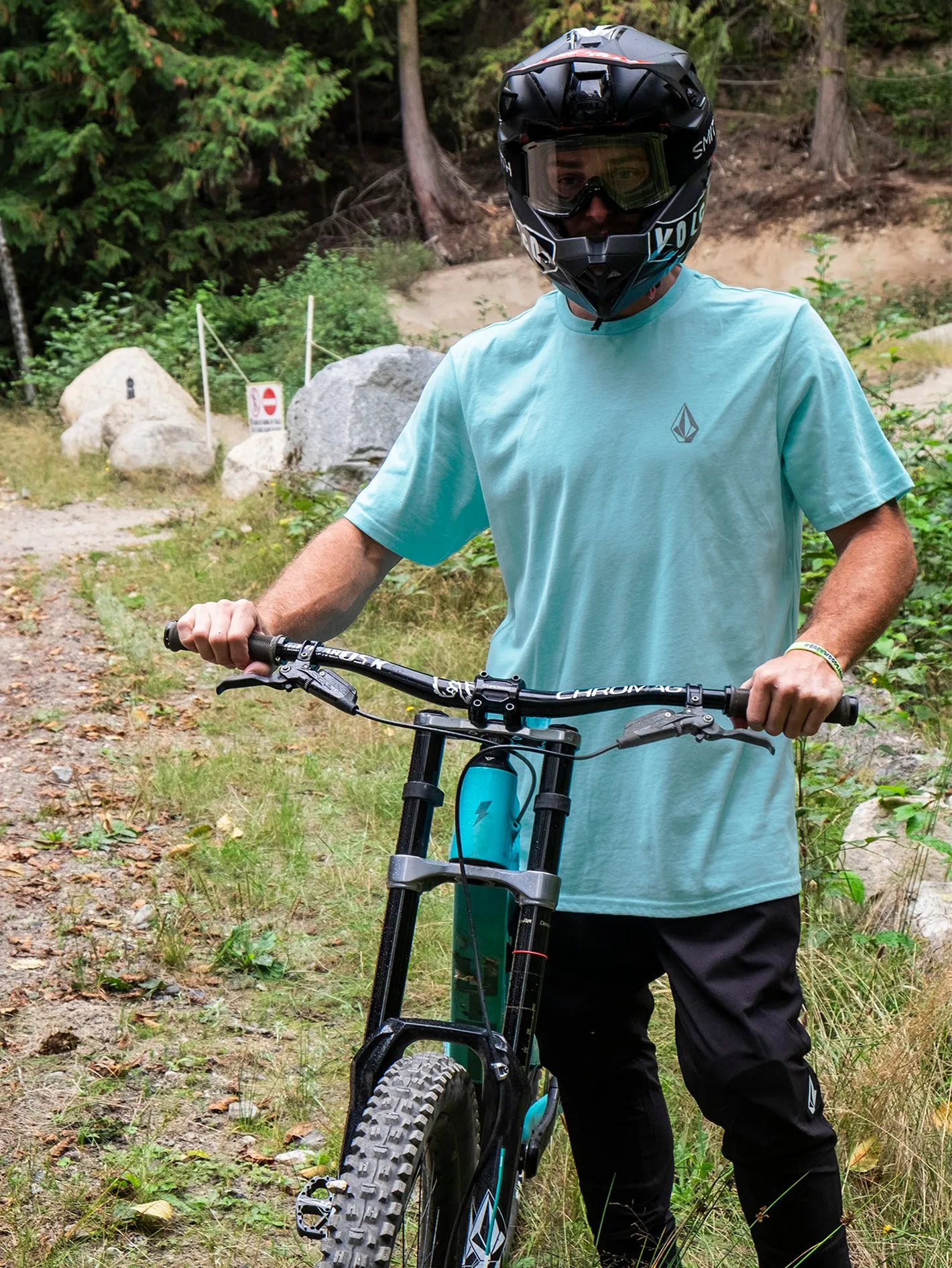 Stone Tech Short Sleeve Tee - Neon Blue