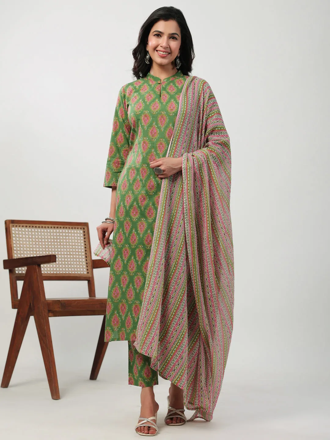 Women Green Cambric Kurta, Bottom & Dupatta