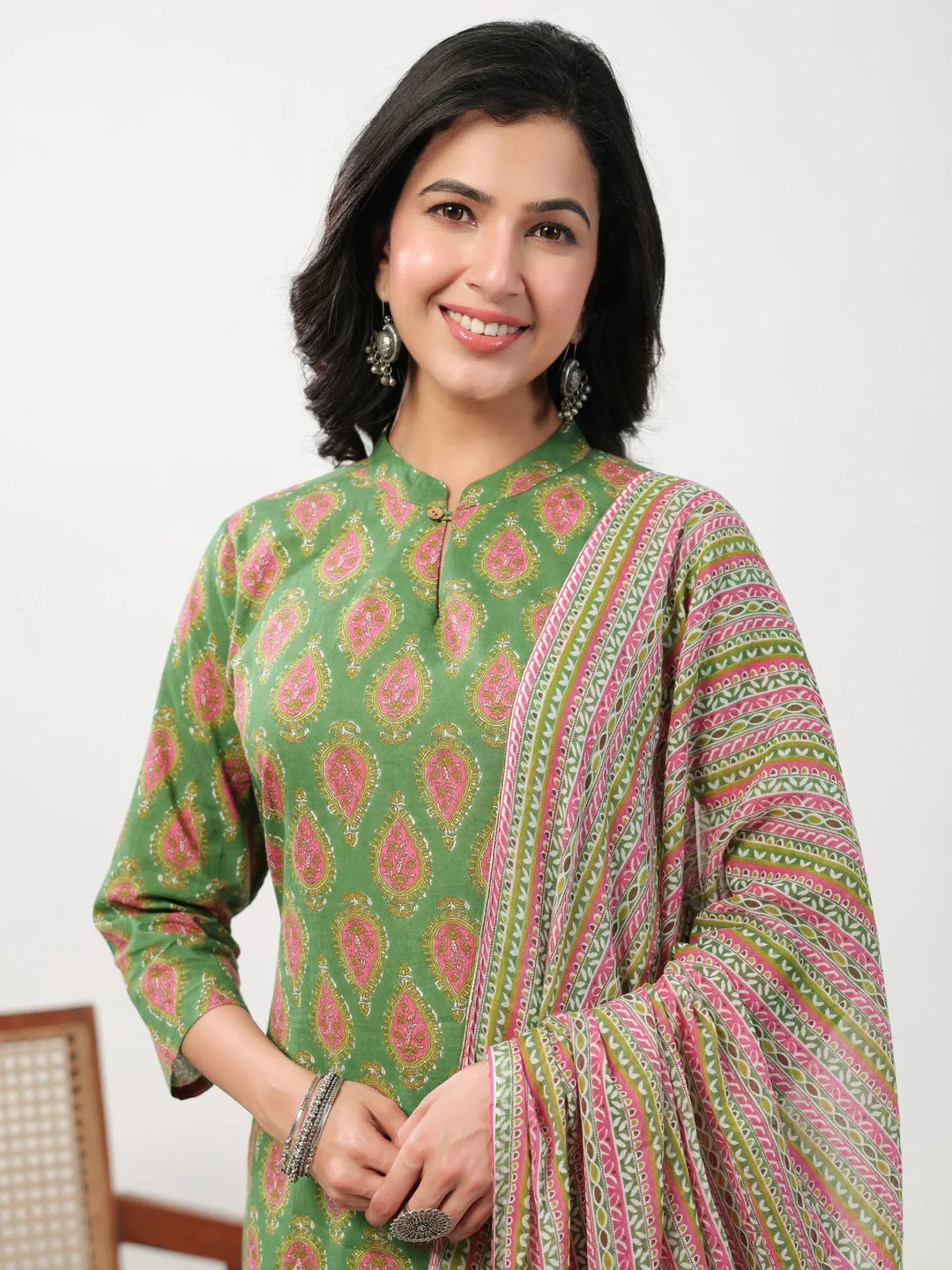 Women Green Cambric Kurta, Bottom & Dupatta